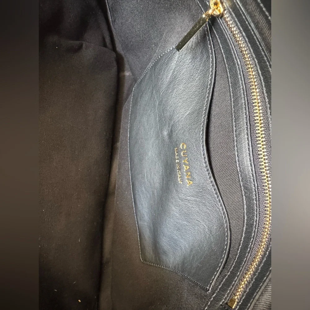 NWOT Cuyana Convertible Satchel-15 Inch in Black Pebbled Leather